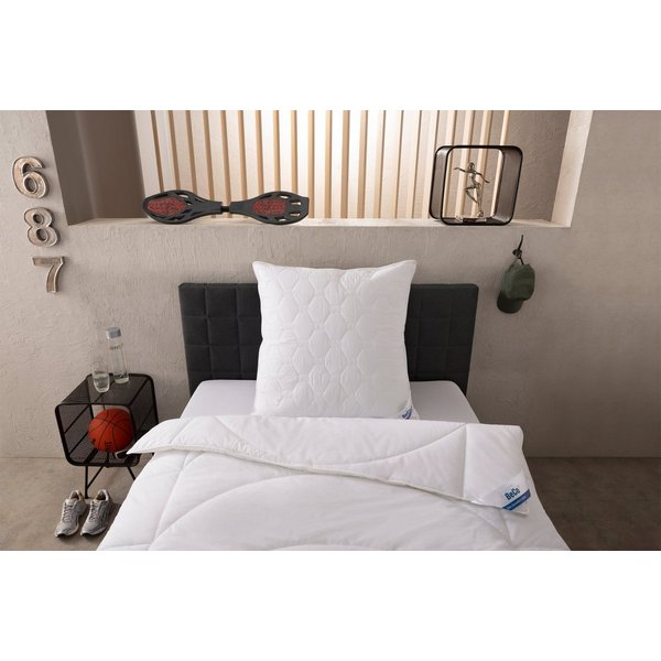 Beco Microfaserbettdecke Medibett, Bettdecken für Sommer und Winter, in zwei Bezugsvarianten, Füllung: Polyester, Bezug: Baumwolle oder Polyester, Bettdecke 135