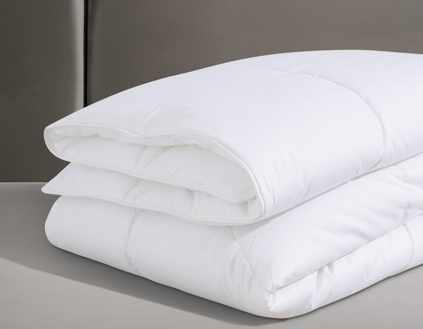 Beco Microfaserbettdecke Medibett, Bettdecken für Sommer und Winter, in zwei Bezugsvarianten, Füllung: Polyester, Bezug: Baumwolle oder Polyester, Bettdecke 135 – Bild 4 von 5