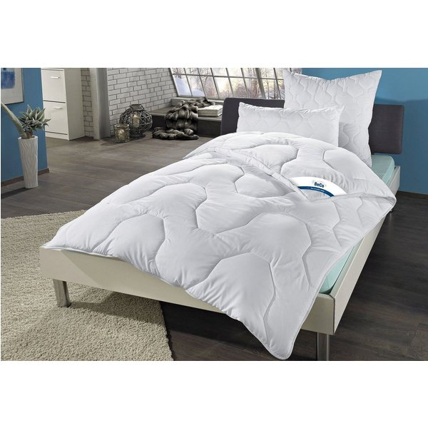 Beco Microfaserbettdecke, Füllung: Polyester, Bezug: Polyester, Bettdecke 135x200cm, allergiker geeignet (Hausstauballergiker)
