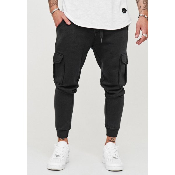 behype Trainingshose MATAY mit praktischen Cargotaschen