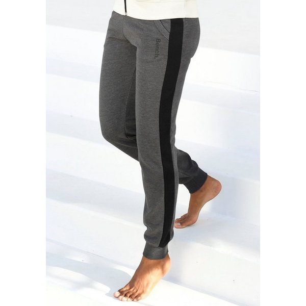 Bench. Loungewear Sweathose mit Seitenstreifen und Eingrifftaschen, Home- und Loungewear Serie