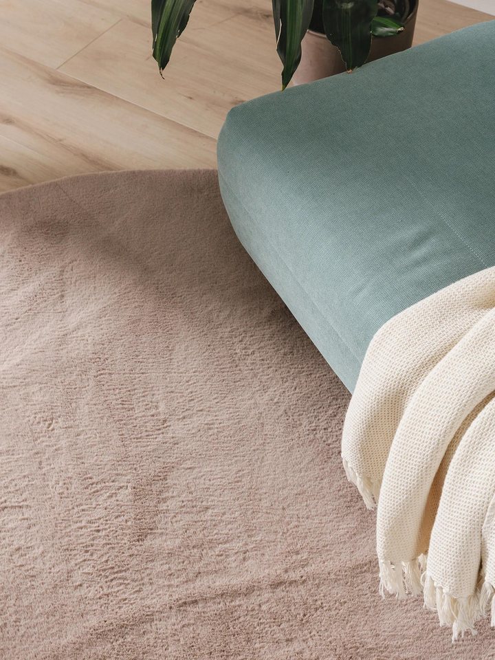 benuta Fellteppich Furry, rund, Höhe: 11 mm, Teppich Wohnzimmer, Esszimmer, Schlafzimmer, Flur, Weich, Rutschfest – Bild 3 von 5