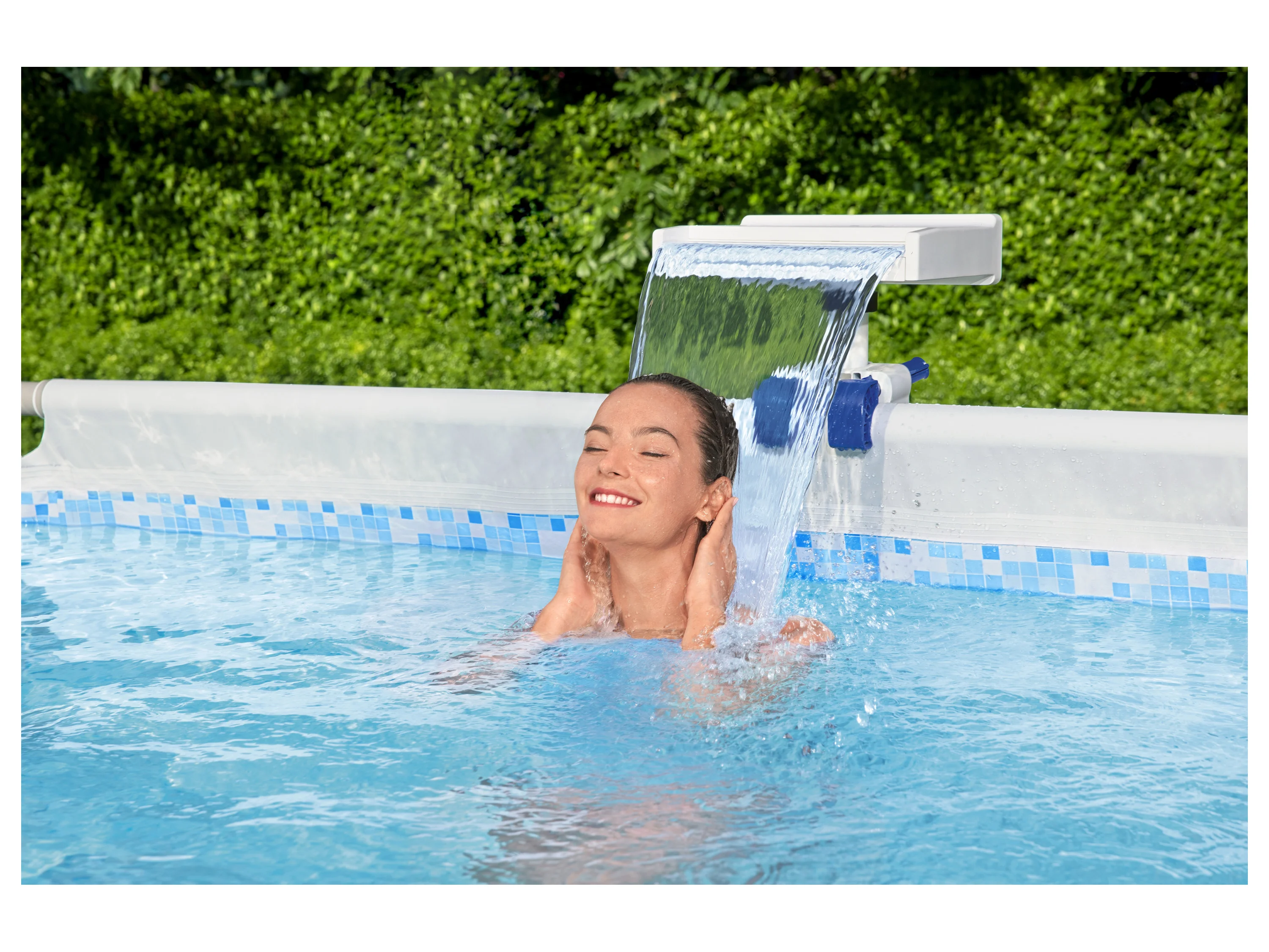 Bestway Pool-Lampe LED-Wasserfall, LED, Farbwechsler, Für Filtersysteme von 2.006 - 11.355 l/h geeignet – Bild 4 von 4