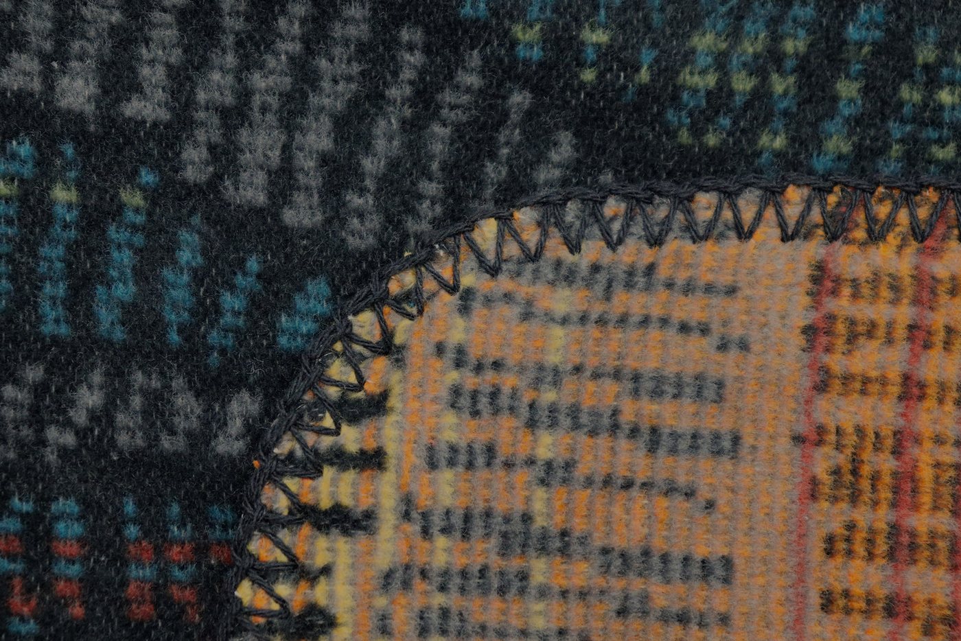 Wohndecke Vivid Waves, Biederlack, kuscheliger Blickfang – Bild 5 von 5