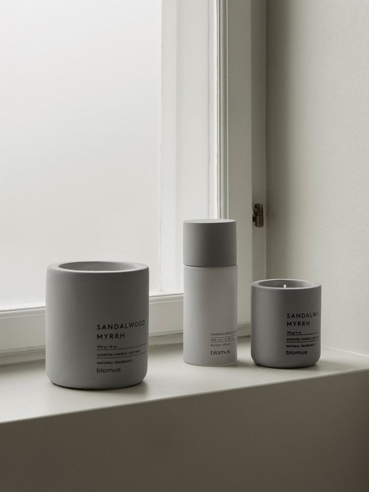 blomus Duftkerze -FRAGA- Kerze, Raumduft, Betonkerze: Modernes Design (1-tlg), Hochwertig, Natürliche Duftkerze, Beton-Optik – Bild 5 von 5