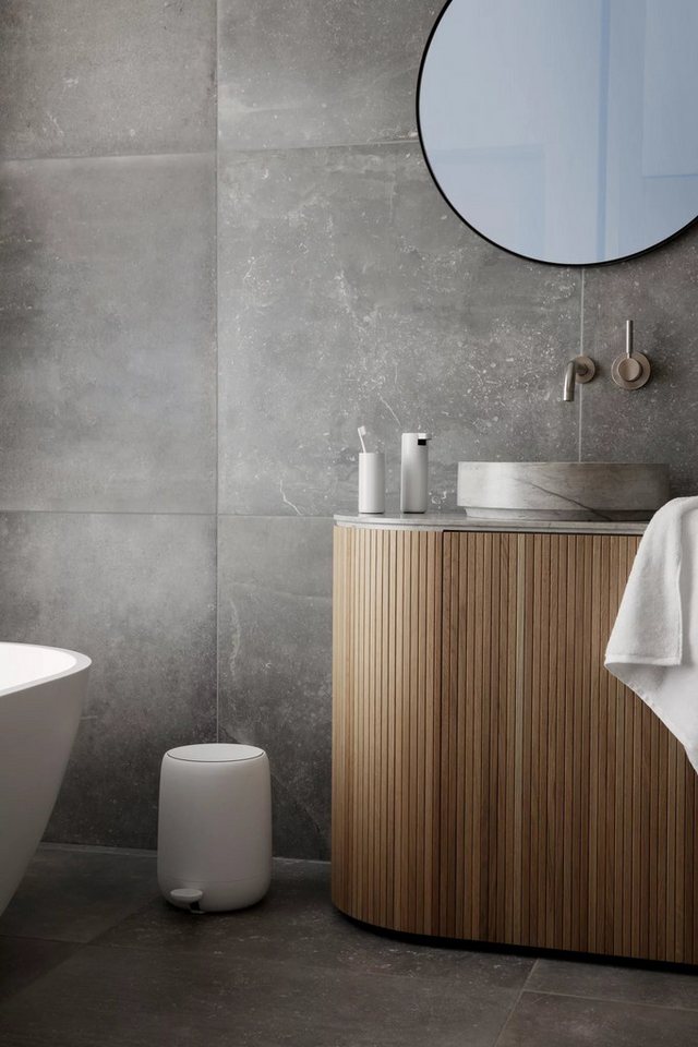 blomus Mülleimer -SONO- Designer Treteimer: Eleganz mit praktischen Funktionen, Soft-Close, Matte Oberfläche, 3 oder 5 Liter, Hygienisch, Designstark – Bild 3 von 4