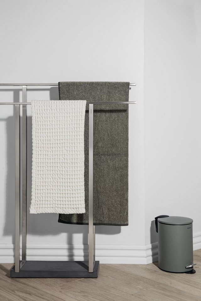 blomus Mülleimer -TUBO- Treteimer: Smart-Close-System, hochwertig und stilvoll, 3 Liter, Hochwertig, Pulverbeschichtet, Kompakt, Smart-Close, Inneneimer – Bild 4 von 5