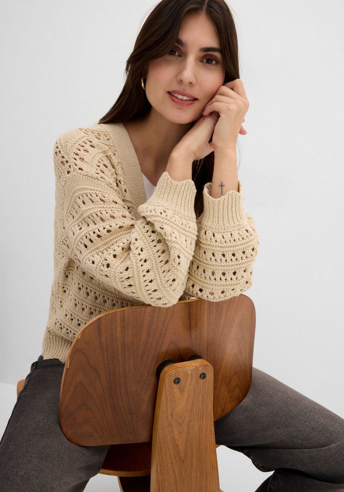 bonprix Ajourstrickjacke Oversize-Passform, mit Lochstrickmuster, im Casual Stil – Bild 4 von 5