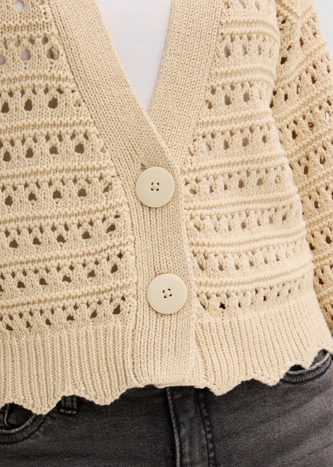 bonprix Ajourstrickjacke Oversize-Passform, mit Lochstrickmuster, im Casual Stil – Bild 5 von 5