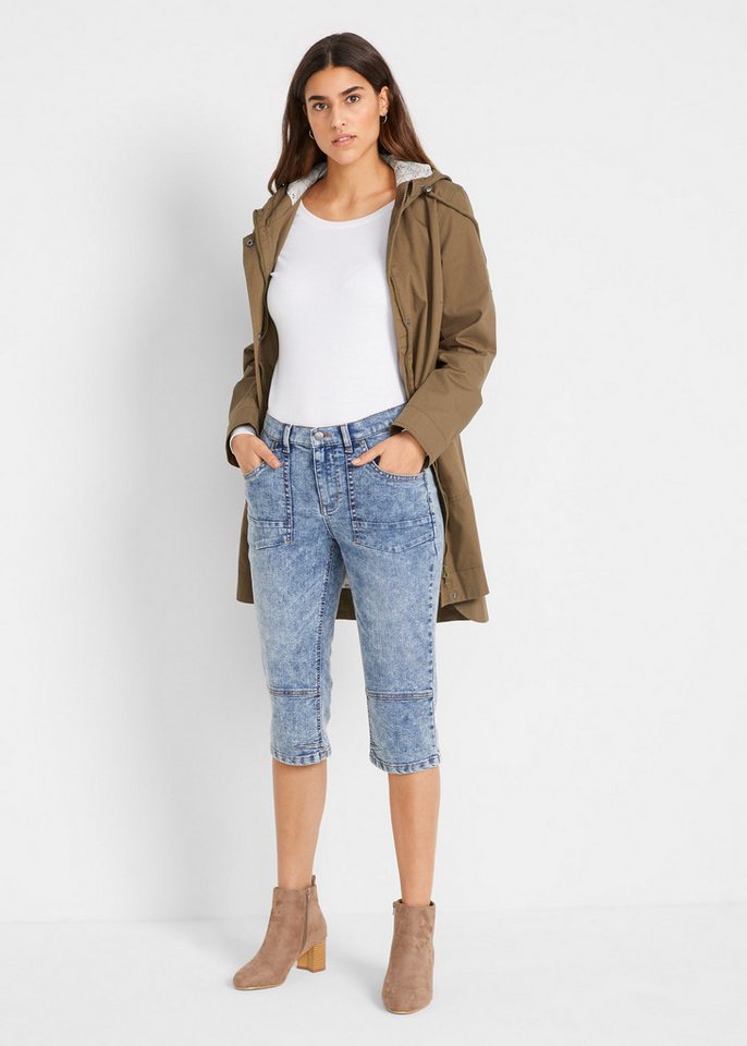 bonprix Caprijeans Regular Fit, aus Baumwollmischung, mit Knopf und Reißverschluss – Bild 4 von 5