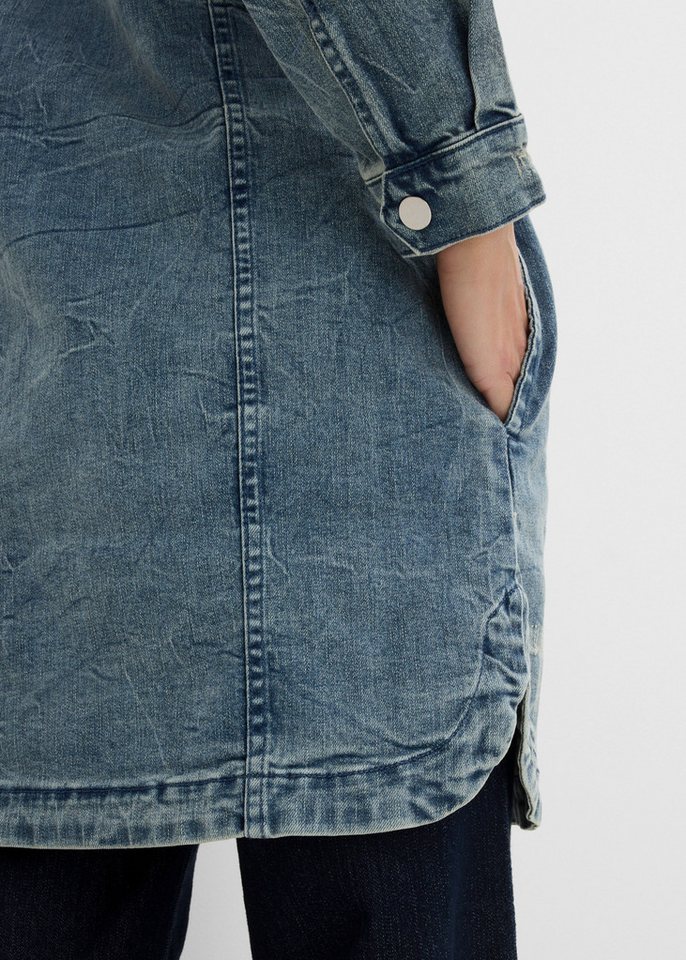 bonprix Jeansjacke lange, bequeme Passform, mit Eingriffs- und Brusttaschen – Bild 4 von 5