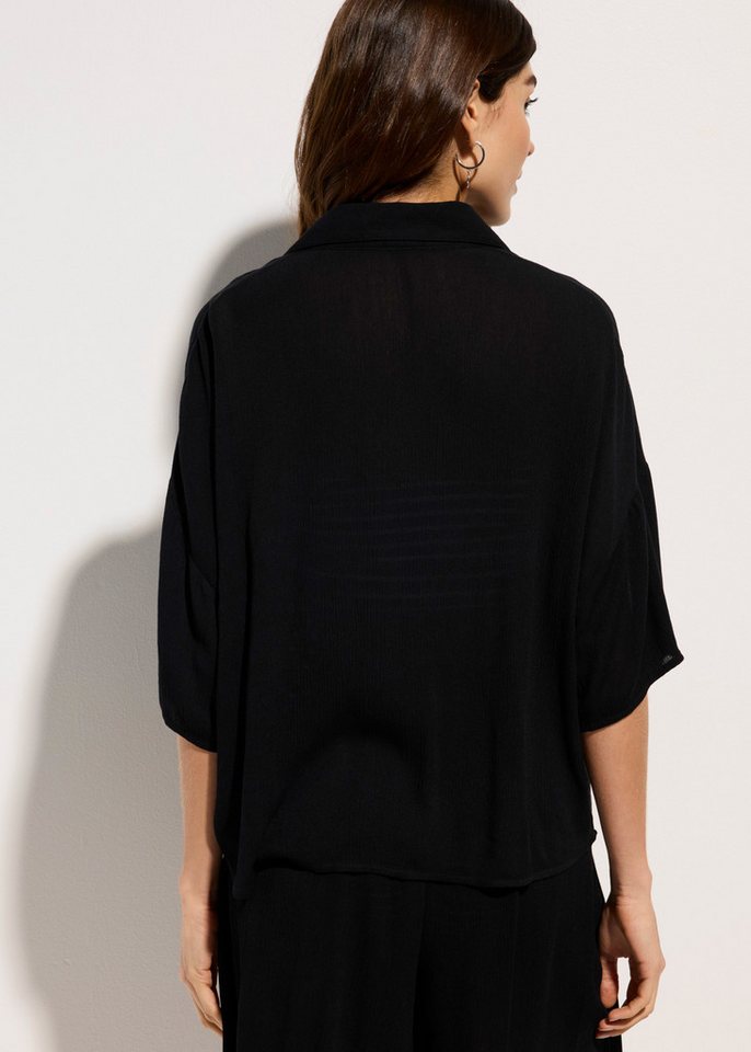bonprix Kurzarmbluse luftige Kurzarmbluse, Oversize-Passform, mit Hemdblusenkragen – Bild 2 von 5