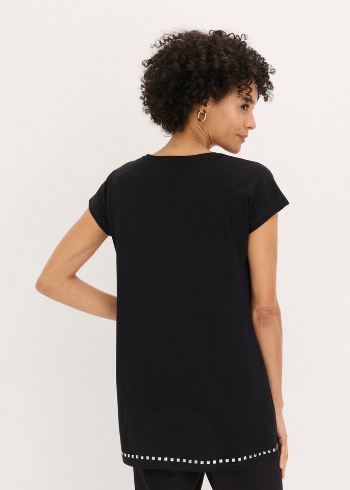 bonprix Longshirt bequeme Passform, mit Nietenapplikation, Kurzarm-Design – Bild 3 von 5