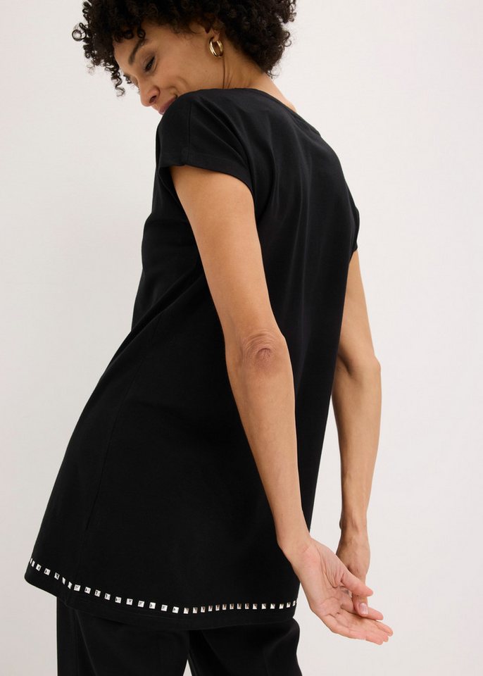 bonprix Longshirt bequeme Passform, mit Nietenapplikation, Kurzarm-Design – Bild 4 von 5