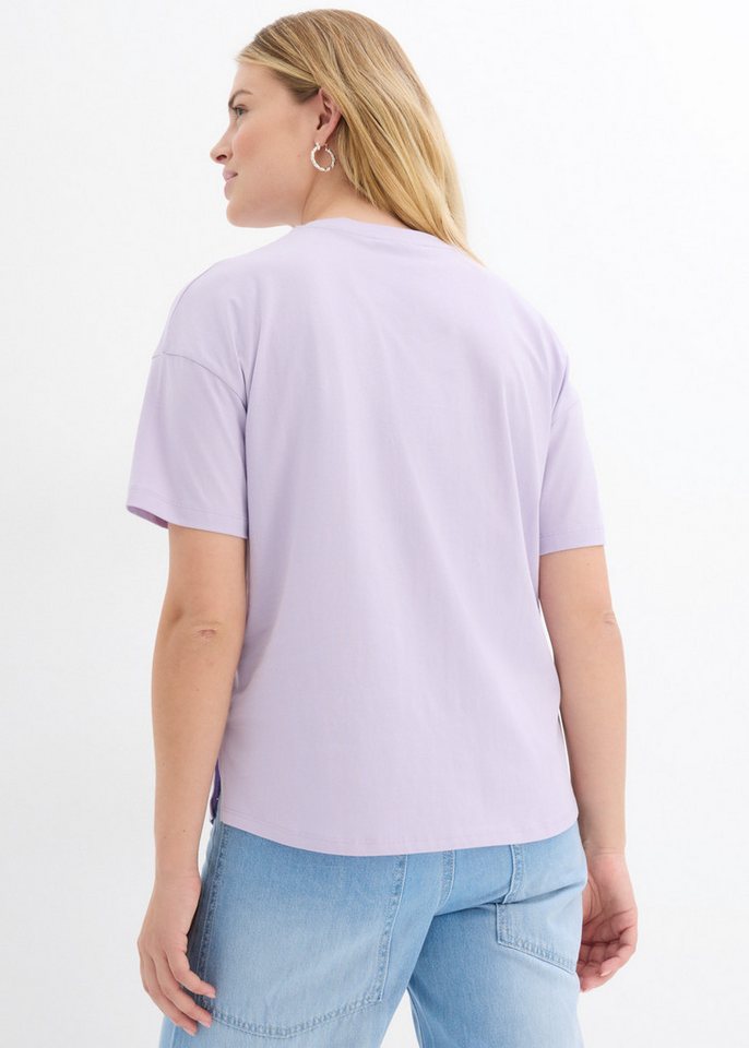 bonprix Oversize-Shirt weiter Schnitt, Halbarm-Design, aus Baumwolle, mit Brustdruck – Bild 4 von 5