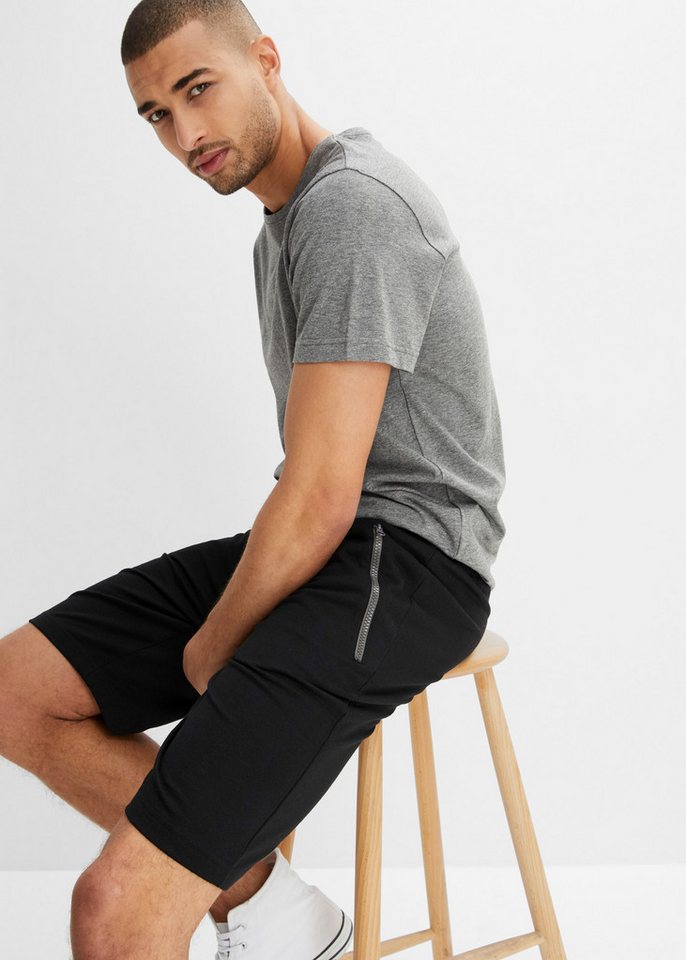 bonprix Sweatbermudas aus Baumwolle und Polyester, mit Reißverschluss-Taschen, regular fit – Bild 5 von 5