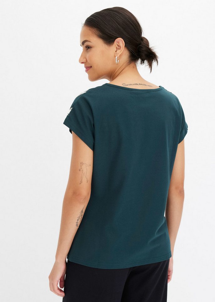 bonprix T-Shirt bequeme Passform, überschnittene Schultern, mit Blütenprint – Bild 2 von 5