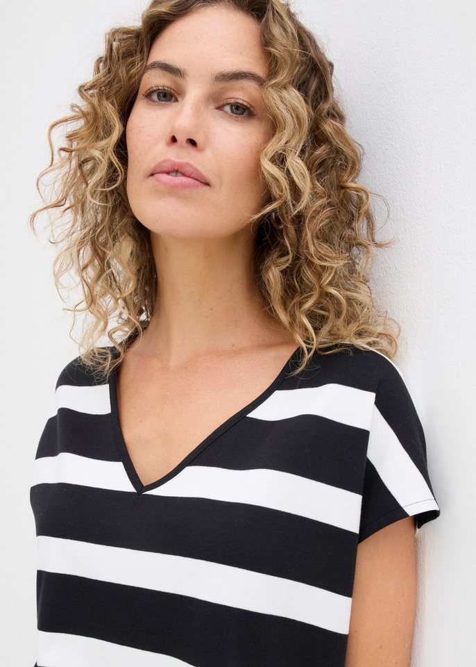 bonprix T-Shirt oversize Passform, aus Baumwolle, mit Kurzarm – Bild 4 von 5