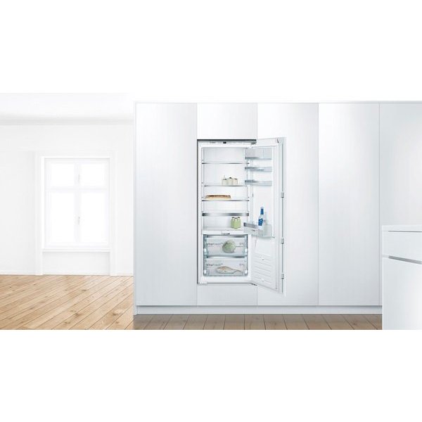 BOSCH Einbaukühlschrank KIF51AFE0, 139,7 cm hoch, 54,5 cm breit, Lebensmittel bleiben länger frisch dank VitaFresh pro
