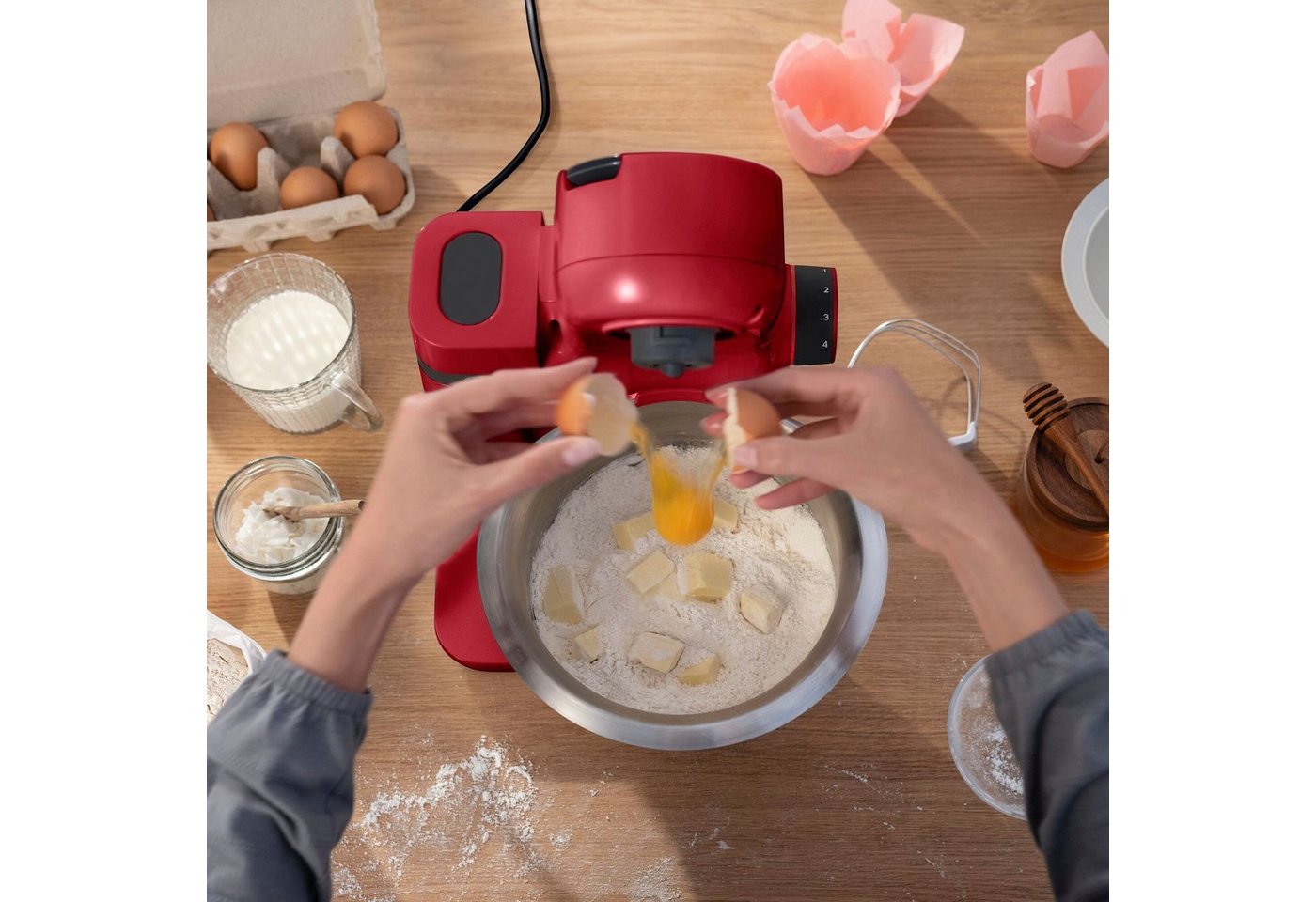 BOSCH Küchenmaschine Serie 2 MUMS2ER01, Durchlaufschnitzler, 4 Scheiben, rot, 700 W, 3,8 l Schüssel, Durchlaufschnitzler, 3 Reibescheiben, Patisserieset Edelsta – Bild 4 von 5