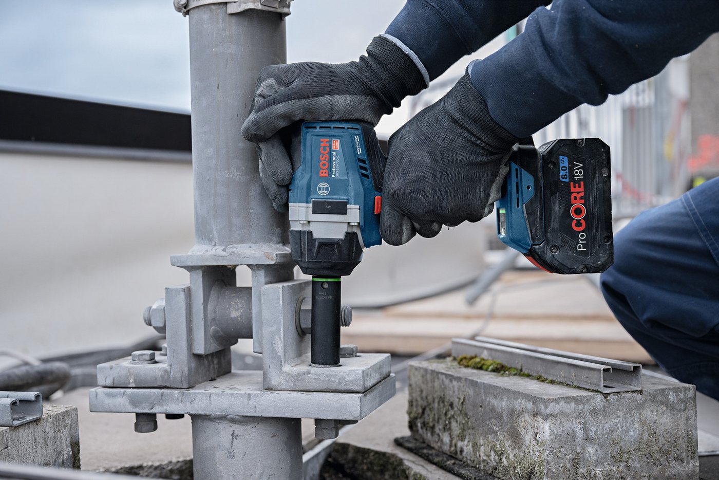 Bosch Professional Akku-Drehschlagschrauber – Bild 4 von 5