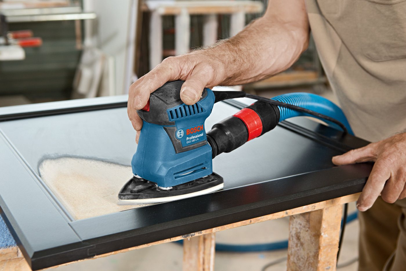 Bosch Professional Schwingschleifer »GSS 160 Multi«, L-BOXX 136 mit umfangreichem Zubehör – Bild 3 von 4