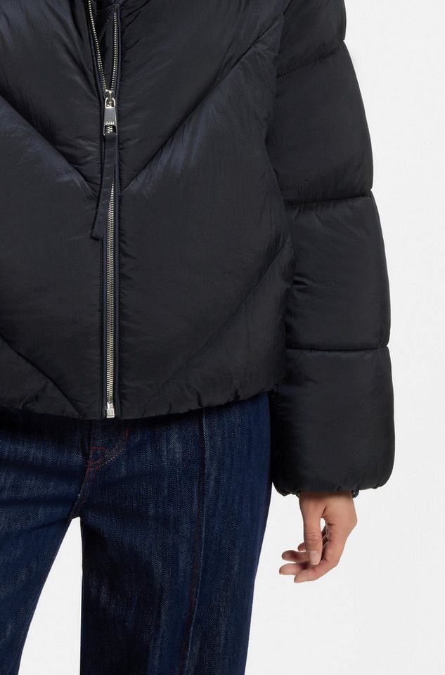 BOSS ORANGE Steppjacke Padilena Premium Damenmode Regular Fit mit Stehkragen, gefütterte Taschen – Bild 3 von 5