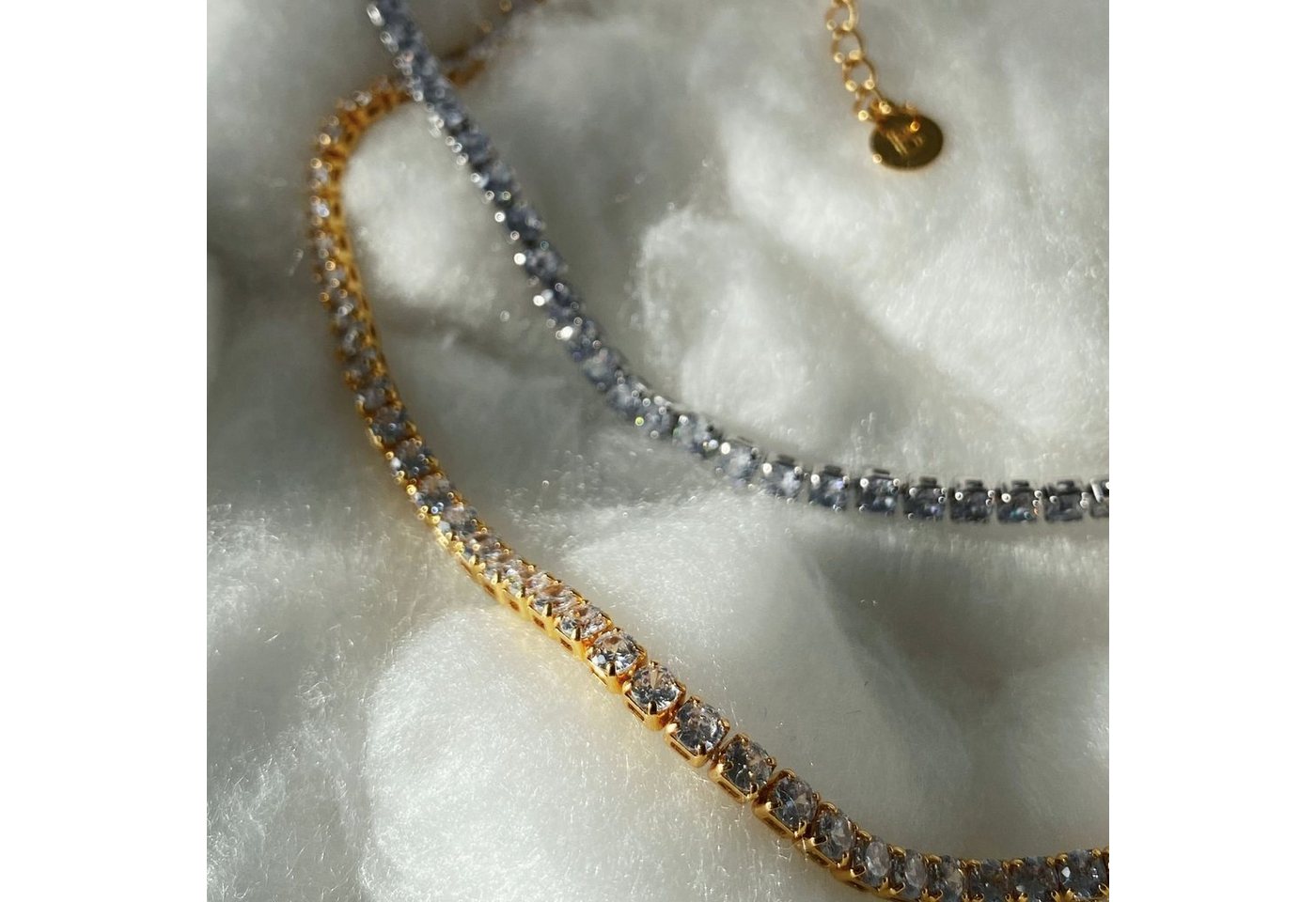 Brandlinger Choker Halskette St. Moritz, Tenniskette eng anliegend, mit weißen Steinen, vergoldet – Bild 5 von 5