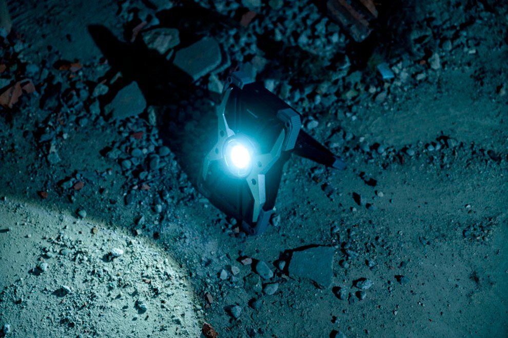 Brennenstuhl LED Arbeitsleuchte RUFUS, Ein-/Ausschalter, USB-Anschluss mit Ladefunktion, mehrere Helligkeitsstufen, LED fest integriert, Tageslichtweiß, mit Pow – Bild 2 von 5