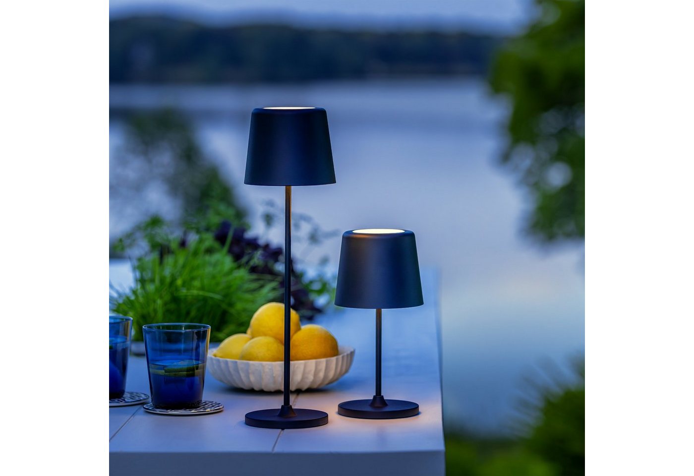 Brilliant LED Tischleuchte Kaami - mobile LED Außen Tischlampe, Dimmfunktion, mehrere Helligkeitsstufen, LED fest integriert, Warmweiß, mobile LED Außen Tischla – Bild 2 von 5