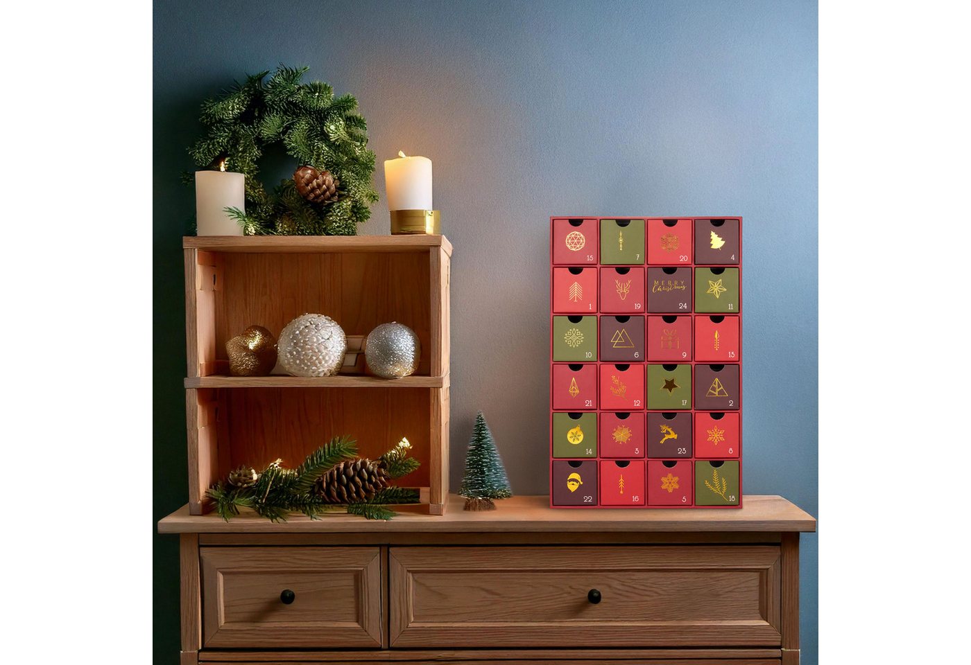 BRUBAKER befüllbarer Adventskalender DIY Weihnachtskalender mit 24 Türchen zum Befüllen - Rot Grün Gold (Traditionelles Weihnachten, 1-tlg), Kalender für Gutsch – Bild 2 von 5