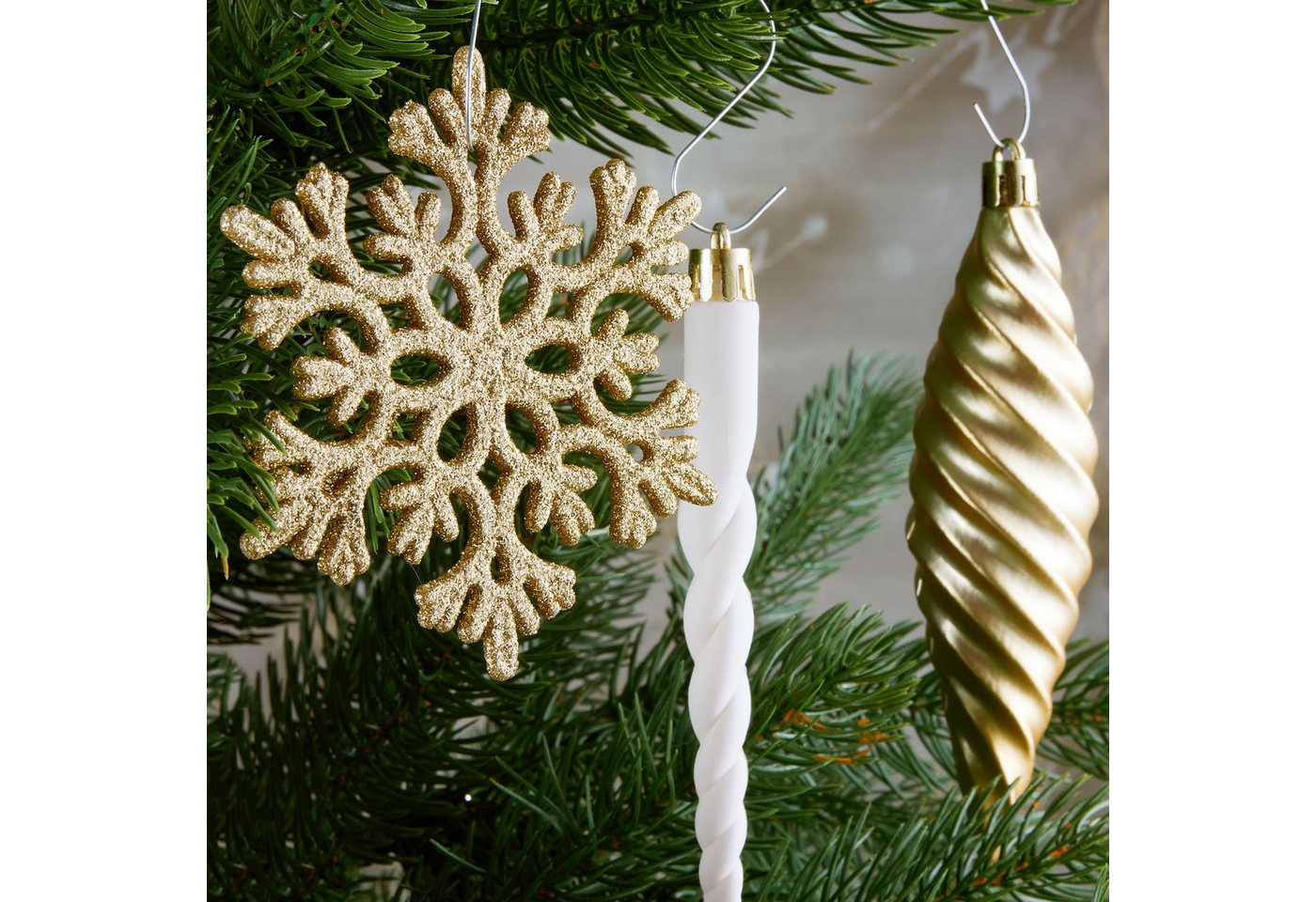 BRUBAKER Weihnachtsbaumkugel 50 -tlg. Premium Christbaumschmuck - Weihnachtskugel Set (50 St), Glitzer Kugeln, Schneeflocken, Eiszapfen und Tannenzapfen Baumsch – Bild 3 von 5