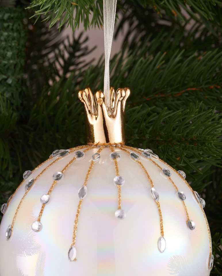 BRUBAKER Weihnachtsbaumkugel Premium Weihnachtskugel in Perlmutt Farbe - 10 cm Baumkugel aus Glas (1 St), Handarbeit - Christbaumschmuck mit Porzellan Figur Sch – Bild 2 von 4