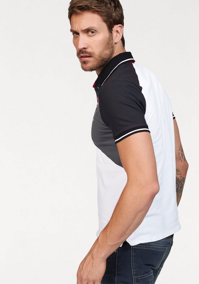 Bruno Banani Poloshirt Kurzarm, körpernahe Passform, unifarben, mit Polokragen – Bild 2 von 5