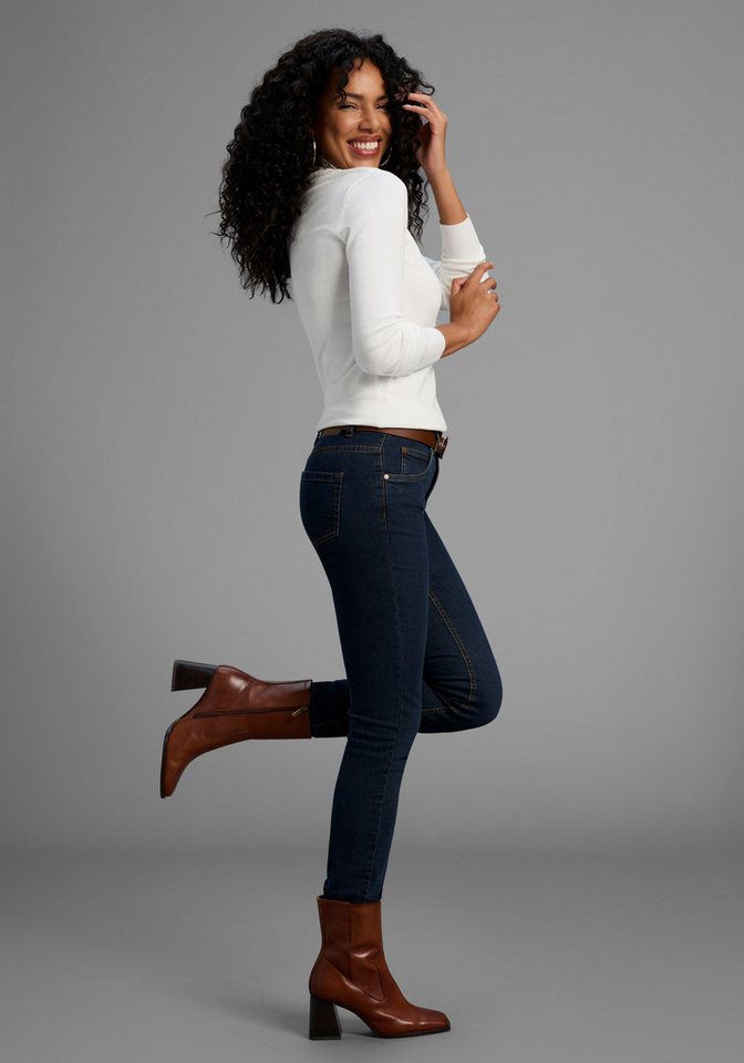 Bruno Banani Rollkragenpullover mit Rollkragen, figurbetonte Passform – Bild 5 von 5