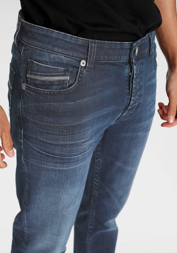 Bruno Banani Straight-Jeans Dylan gerade Beinform, Used-Waschung, niedrige Leibhöhe – Bild 3 von 5