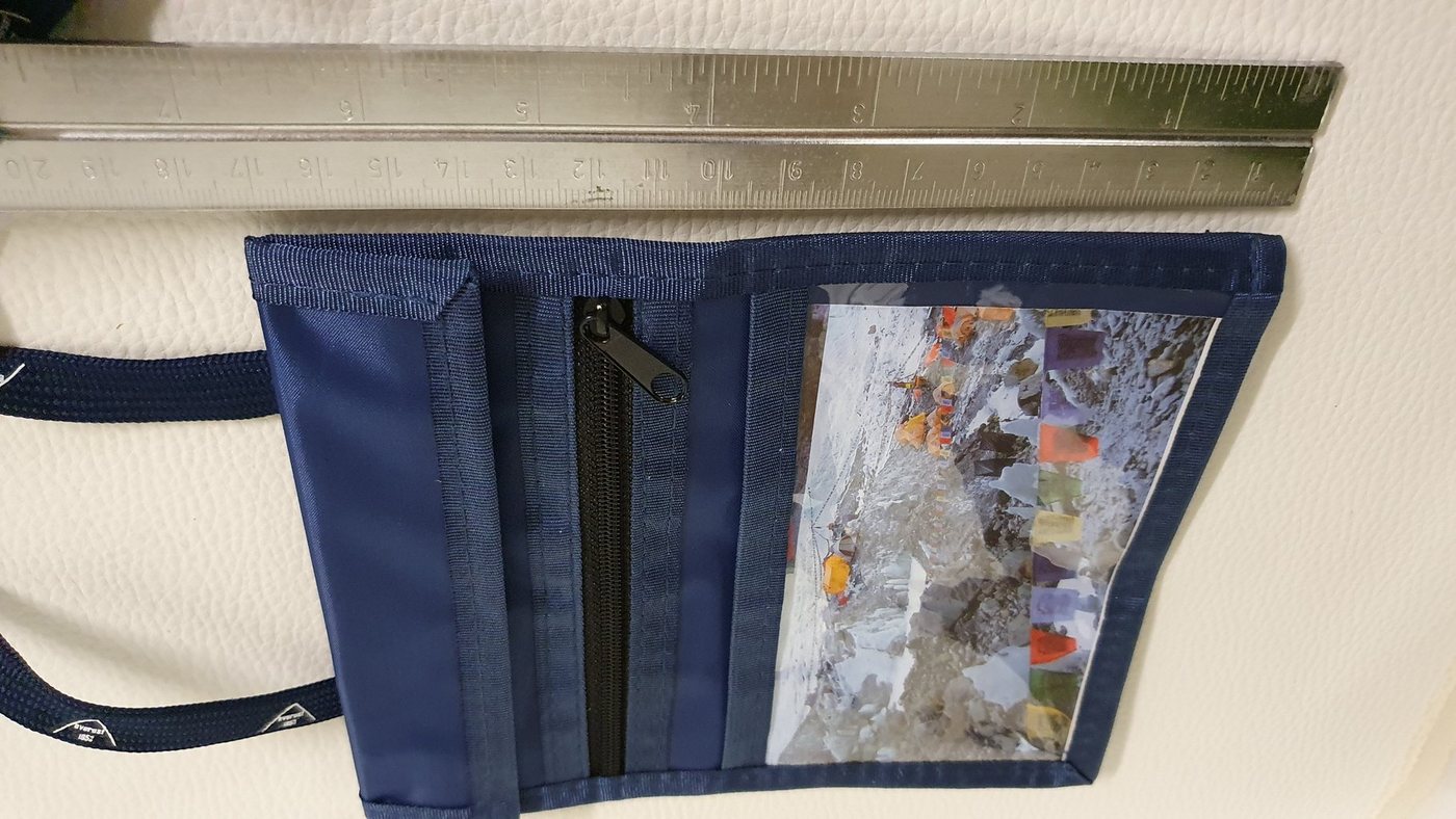 everest 1953 Brustbeutel everest 1953 Brustbeutel Sichtfenster Brustsafe Brusttasche Outdoor, verstellbare Umhängschnur, faltbar, unverwüstlich – Bild 5 von 5