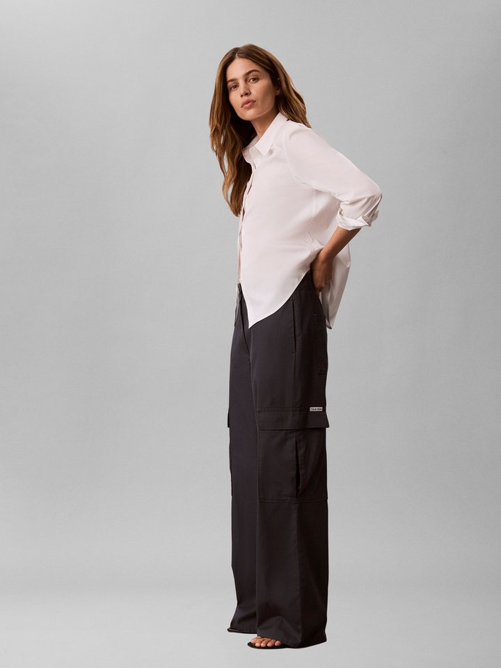 Calvin Klein Jeans Cargohose Elastikbund, High Waist, Relaxed Fit, Cargotaschen – Bild 3 von 5