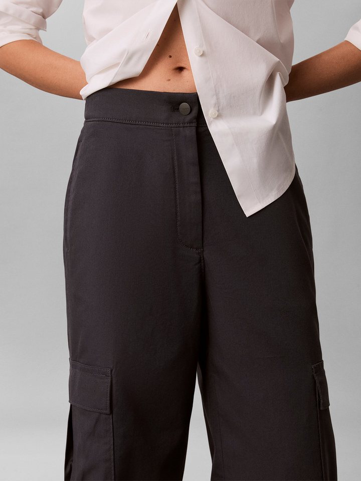 Calvin Klein Jeans Cargohose Elastikbund, High Waist, Relaxed Fit, Cargotaschen – Bild 4 von 5