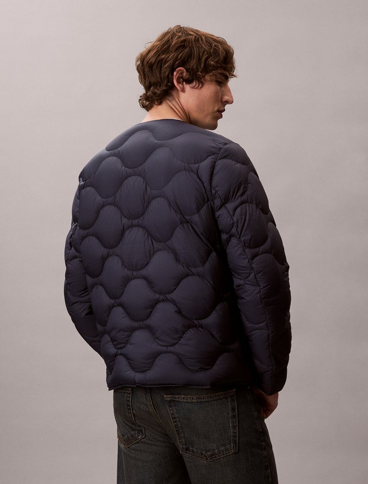 Calvin Klein Jeans Daunenjacke Strickkragen, Regular Fit, warm wattiert – Bild 4 von 5