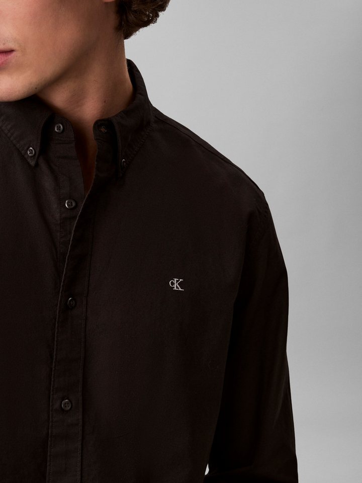 Calvin Klein Jeans Langarmhemd LS SOLID OXFORD CLASSIC SHIRT Mit Rundhalsausschnitt – Bild 4 von 5