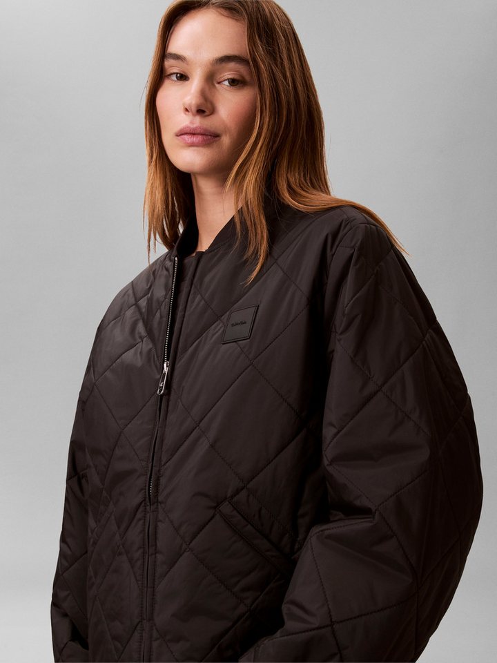 Calvin Klein Jeans Steppjacke Regular fit mit Rundhalsausschnitt – Bild 4 von 5