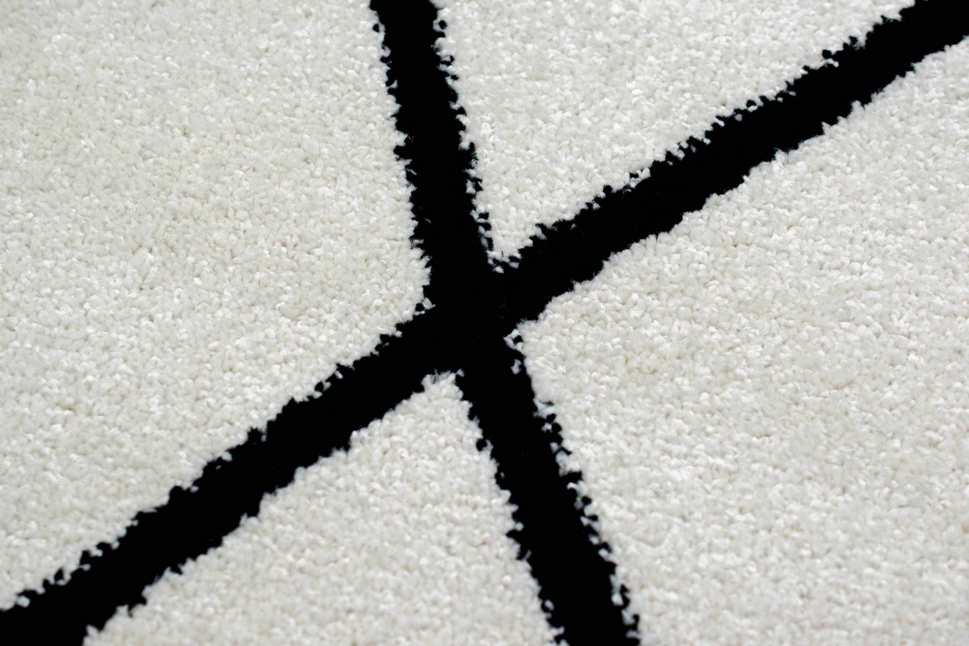 Carpetia Teppich Wohnzimmerteppich Rautenmuster Schwarz Creme pflegeleicht, rechteckig, Höhe: 8 mm – Bild 4 von 5