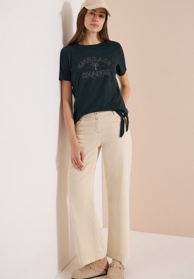 CECIL Rundhalsshirt Sommershirt im Ausbrenner-Look mit Wording – Bild 5 von 5