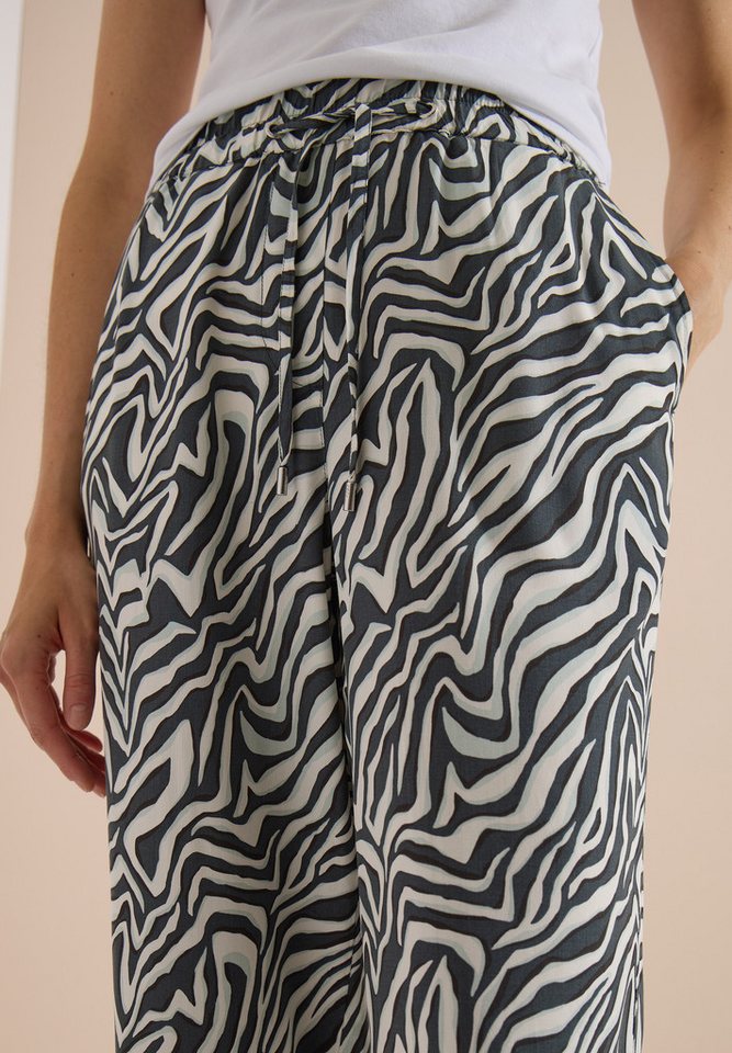 CECIL Stoffhose Sommerhose, abstrahierter Zebraprint, Elastikbund – Bild 4 von 5