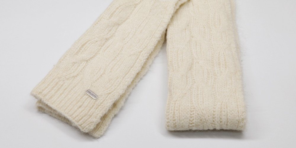 chillouts Strickschal Giralda Scarf, mit eleganter Struktur & angenehmer Länge – Bild 3 von 3