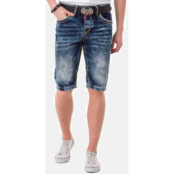 Cipo & Baxx Jeansbermudas Bermuda & Short mit stylishen Kontrastnähten, CK268