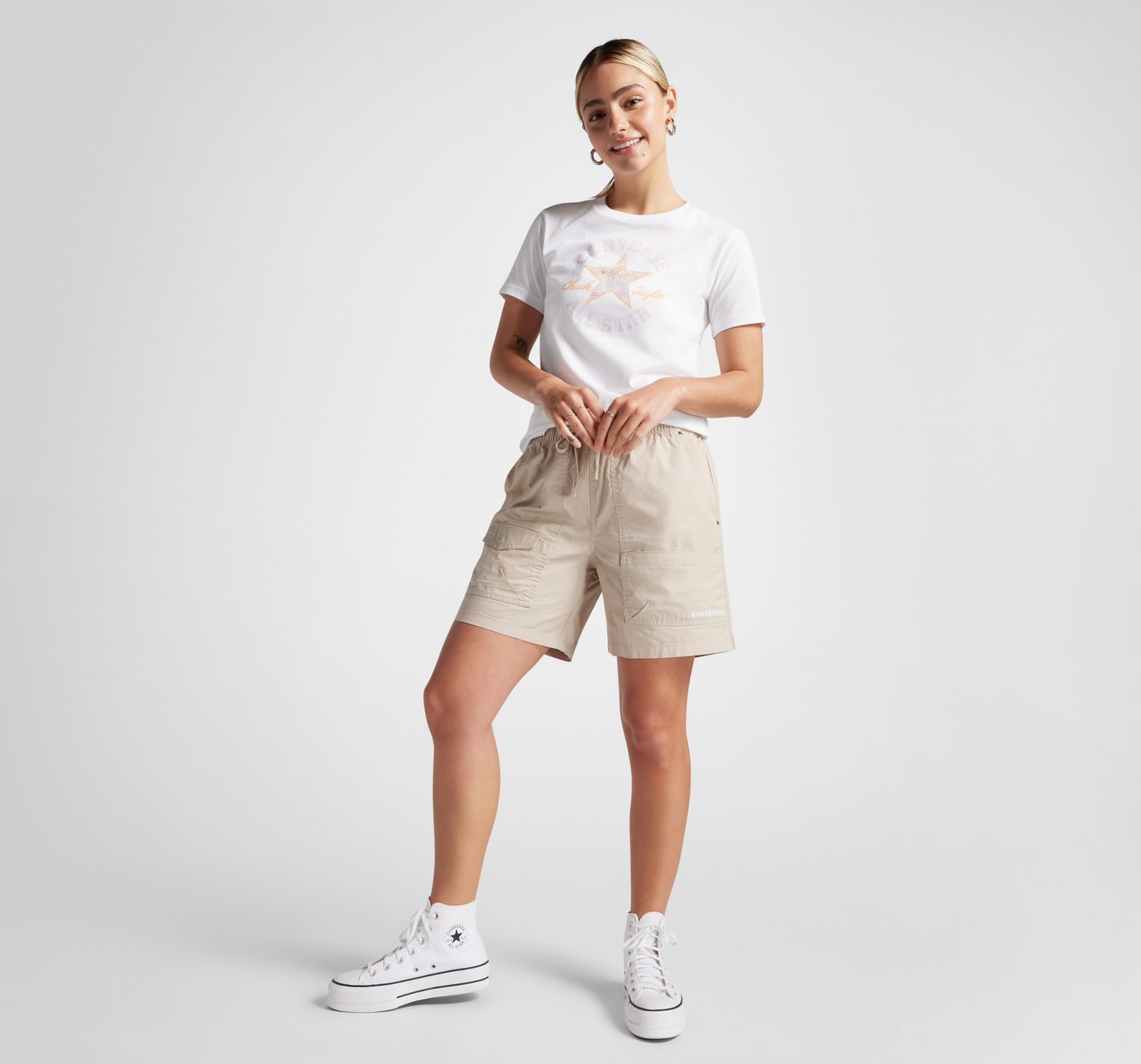 Converse T-Shirt CHUCK TAYLOR PATCH T-SHIRT mit Rundhalsausschnitt, Kurzarm, aus Baumwolle – Bild 4 von 5