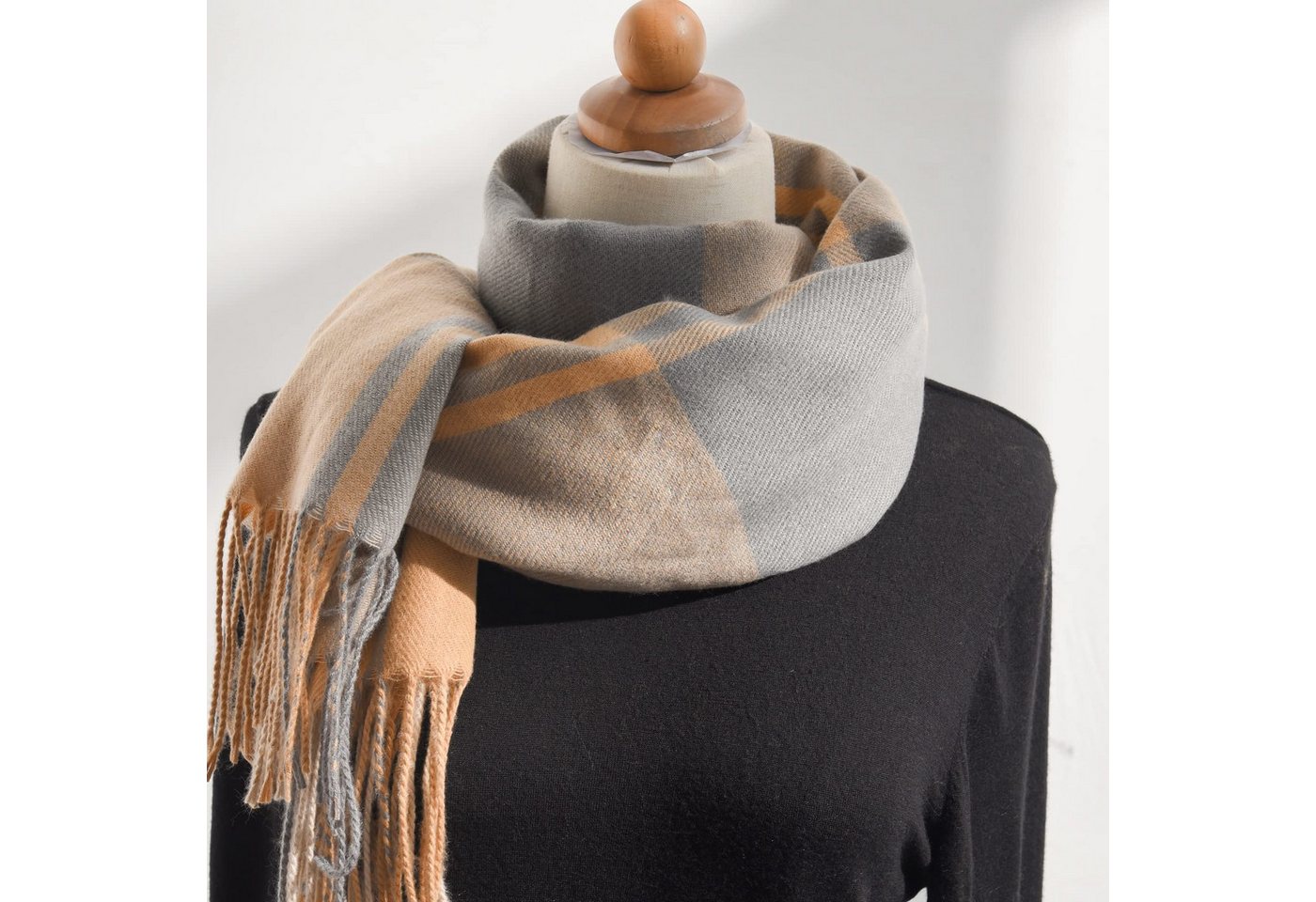 Coonoor Modeschal Damen Kariert Oversized Schal mit Fransen, Winterschal Weich Wraps, Karo Fransen Schals Warm für Herbst Winter, Mischfarbe – Bild 2 von 5