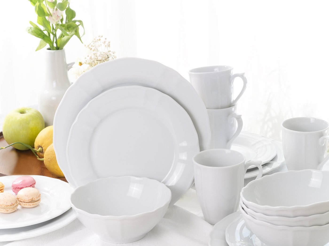creaTable Kombiservice Geschirr-Set Flora (16-tlg), 4 Personen, Porzellan, Service weiß, klassische Form im Landhausstil 16 Teile, für 4 Personen – Bild 2 von 5